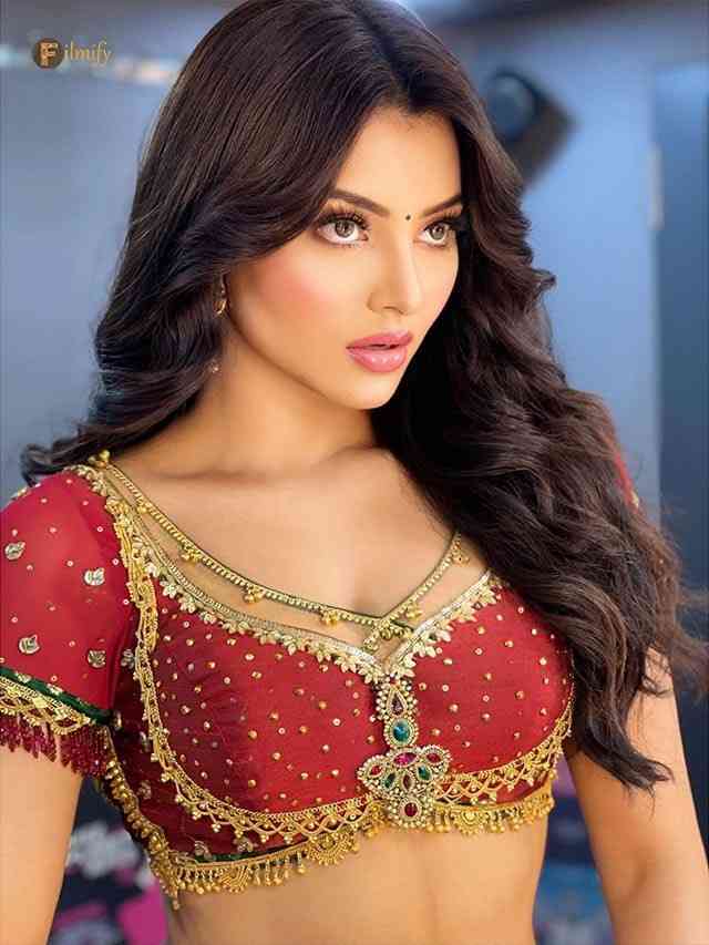 Bollywood Glamour Queen’s Demands Huge Amount For Rapo20