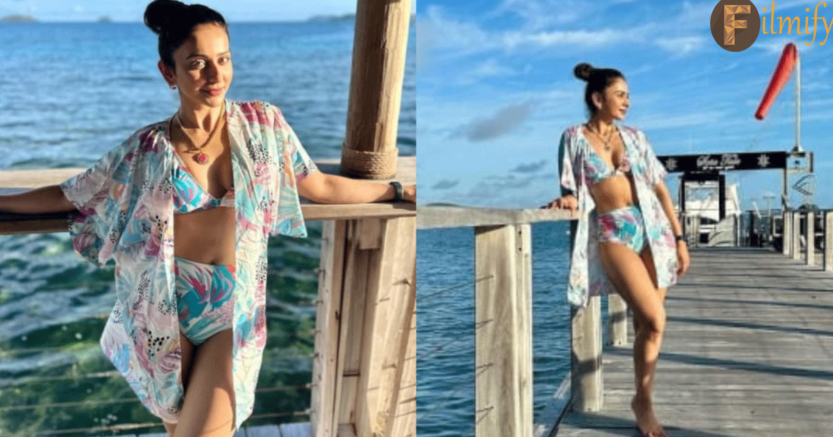 Once again Rakul is enjoying her honeymoon trip