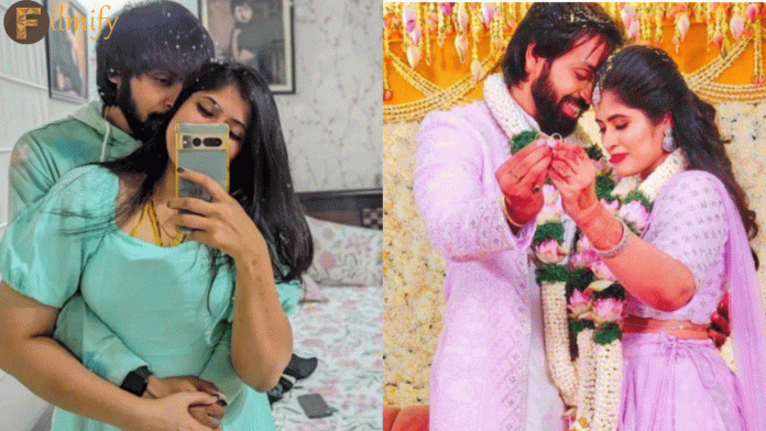 TV actor Manas shared romantic photos