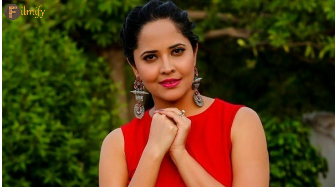 HBD Anasuya: What is Anasuya's first earnings?