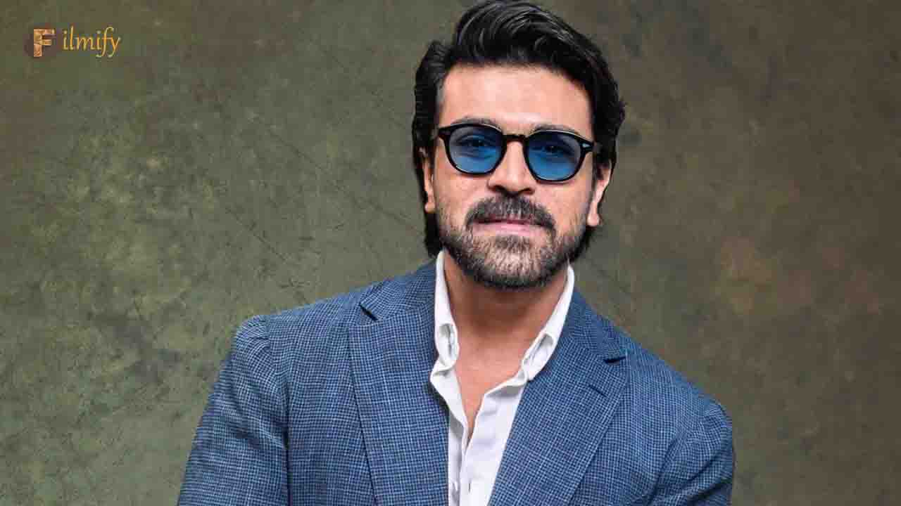 Modi, Cherry, Pawan... Ram Charan became a special attraction on the same stag