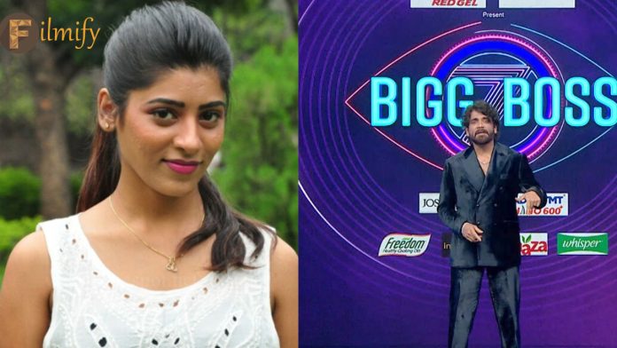 Gayatri Gupta: Hot bomb on Bigg Boss.. Trapped in the name of audition..!