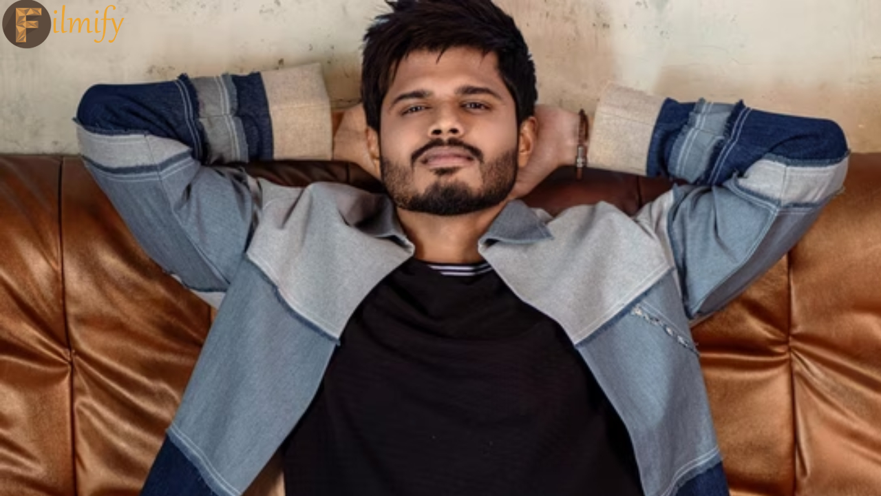 Anand Deverakonda: Does Anand have this talent too.. Video viral..!