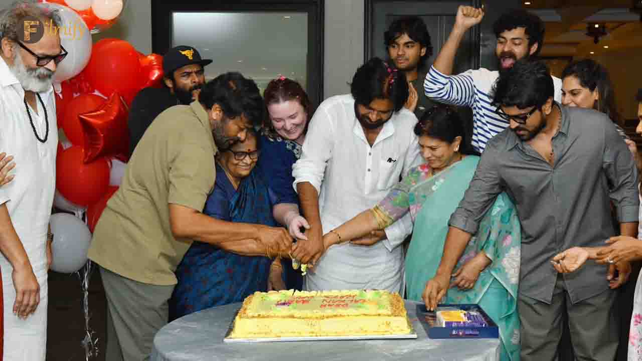 Celebrations in Mega Family. Pawan Kalyan took Chiranjeevi's blessings