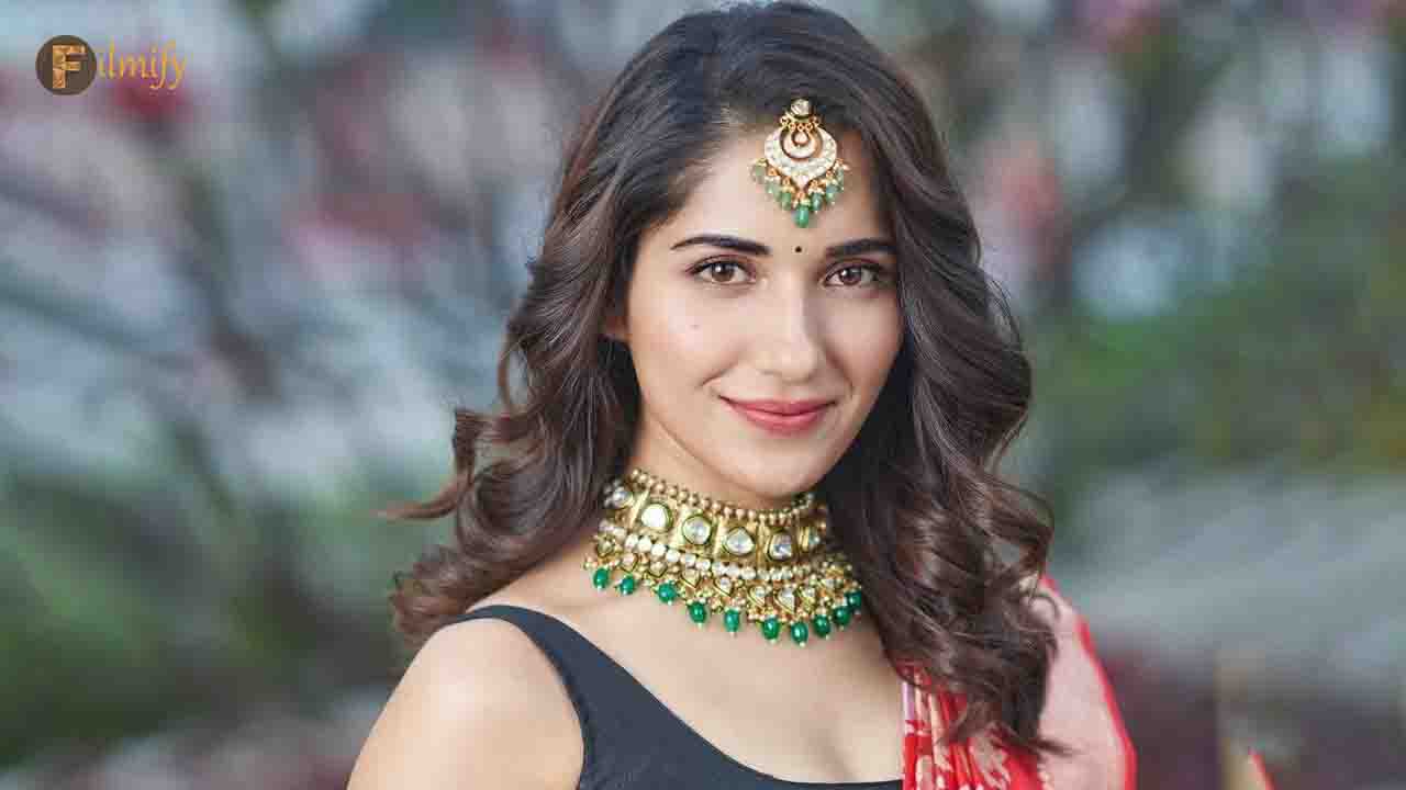 Ruhani Sharma Starrer's Black Out Movie Look iral On Social Media 