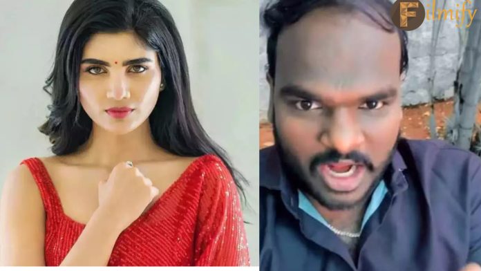 Jabardasth Varsha: Nights are doing that daily.. Emmanuel comments about Varsha.