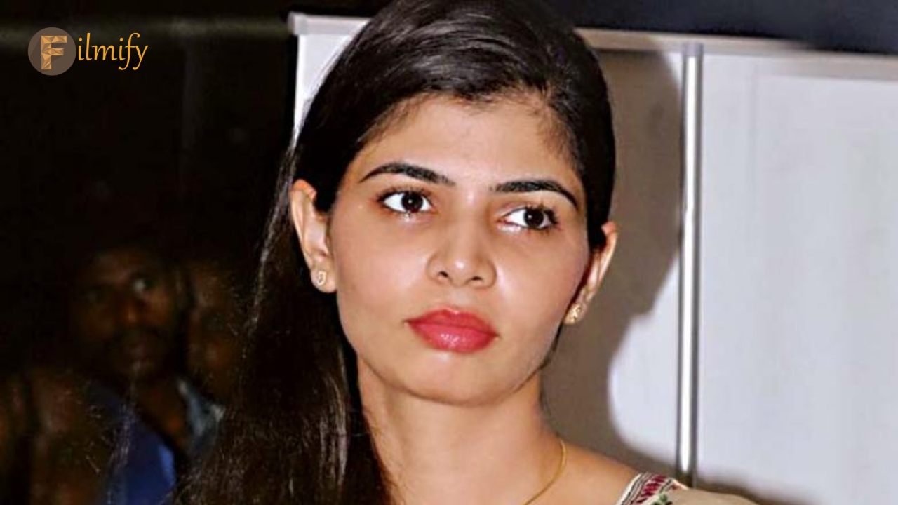 Chinmayi: Atrocity on 5 months baby.. Singer who made inappropriate comments..!