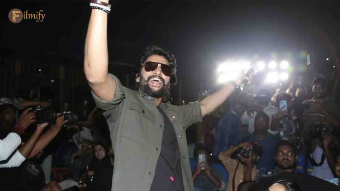 Nani-Vijay Devarakonda fan war on social media again