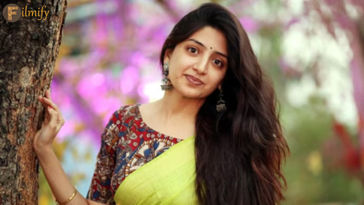 Poonam Kaur: Ask to Trivikram.. Poonam Kaur's Post Viral..!