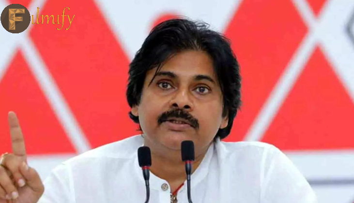 Are those two reasons for Pawan Kalyan's success?