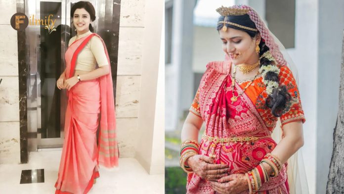 Chitra Shukla: Star heroine who got pregnant.. Seemantam celebrations grandly..!